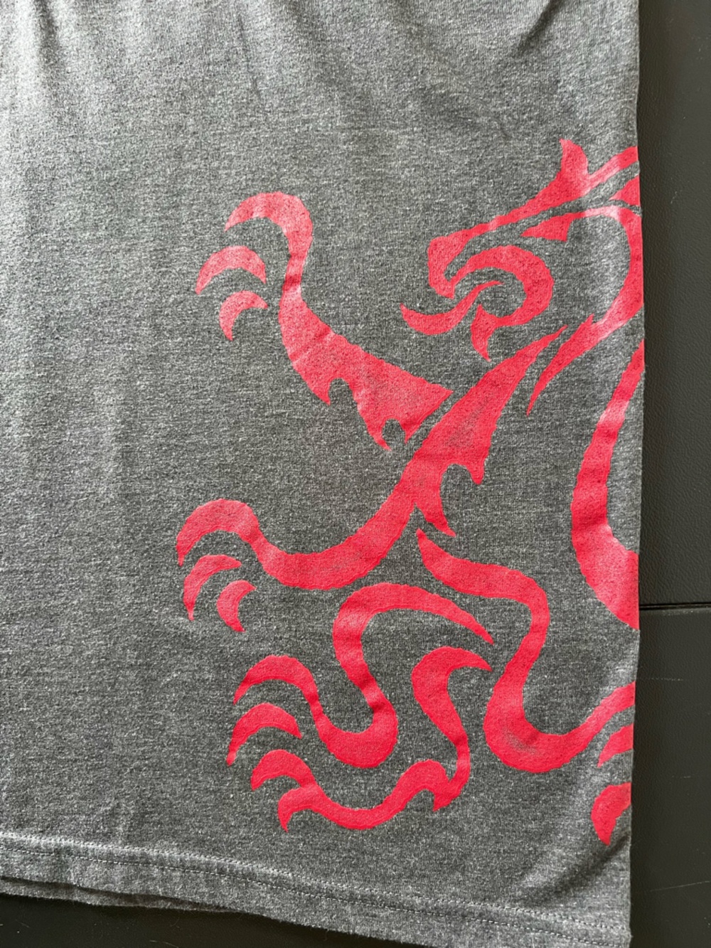 Gryffindor Keeper Short Sleeve Tee - Dark Gray & Red- Men’s Large - Picture 5 of 8